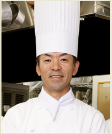 総支配人・総料理長 兼崎 義明