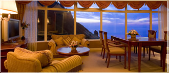 オーシャンフロントロイヤルスイート OCEAN FRONT ROYAL SUITE ROOM