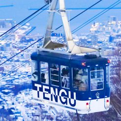小樽天狗山ロープウェイとのコラボ開始！宿泊者の方はチェックイン日～チェックアウト日までお一人様200円割引でご利用可能。是非、北海道3大夜景と言われた天狗山からのお小樽の眺望をお楽しみ下さいませ。
